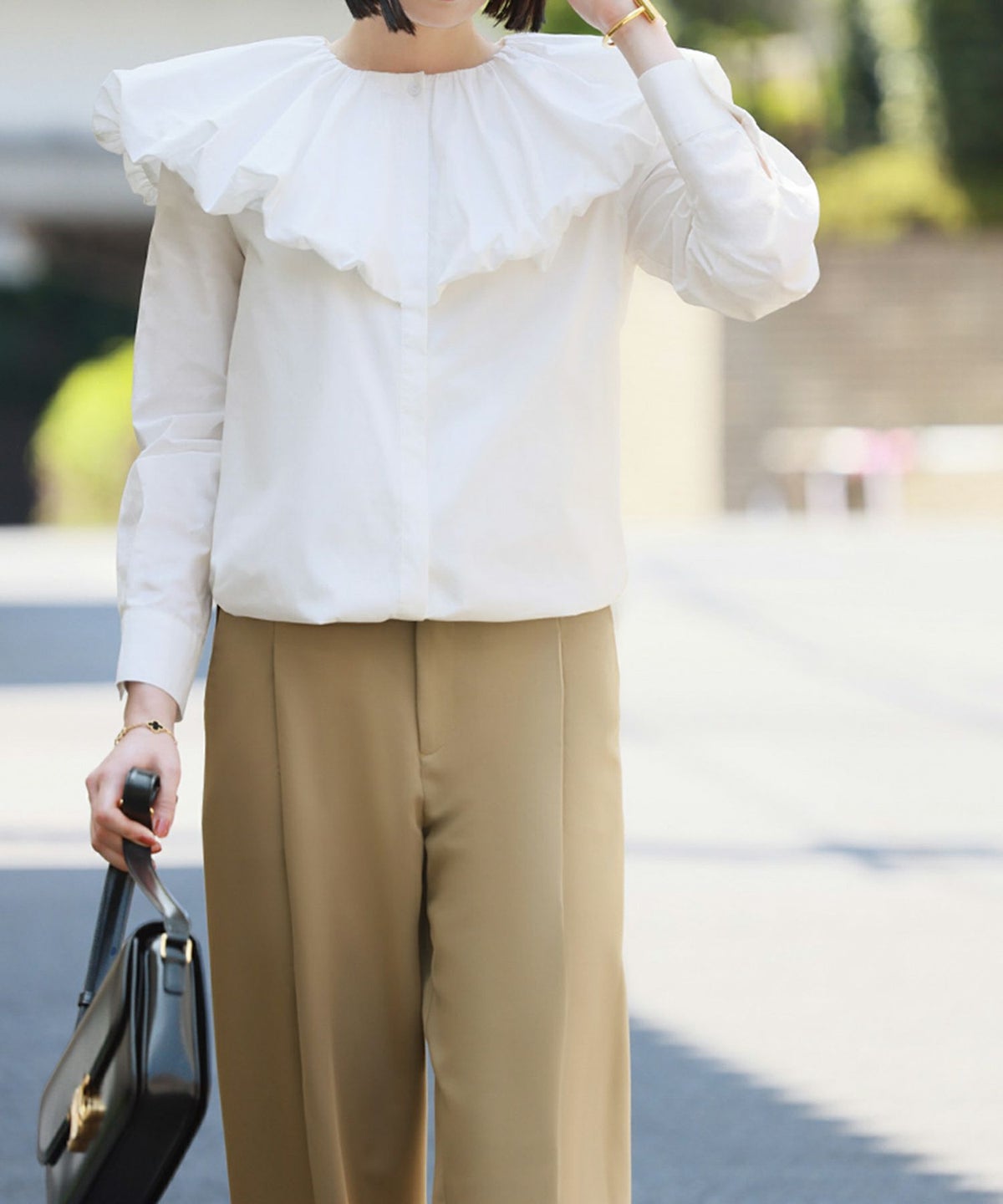 身長：164cm　着用サイズ：FREE　B：79.5 / W：58 / H：82.5