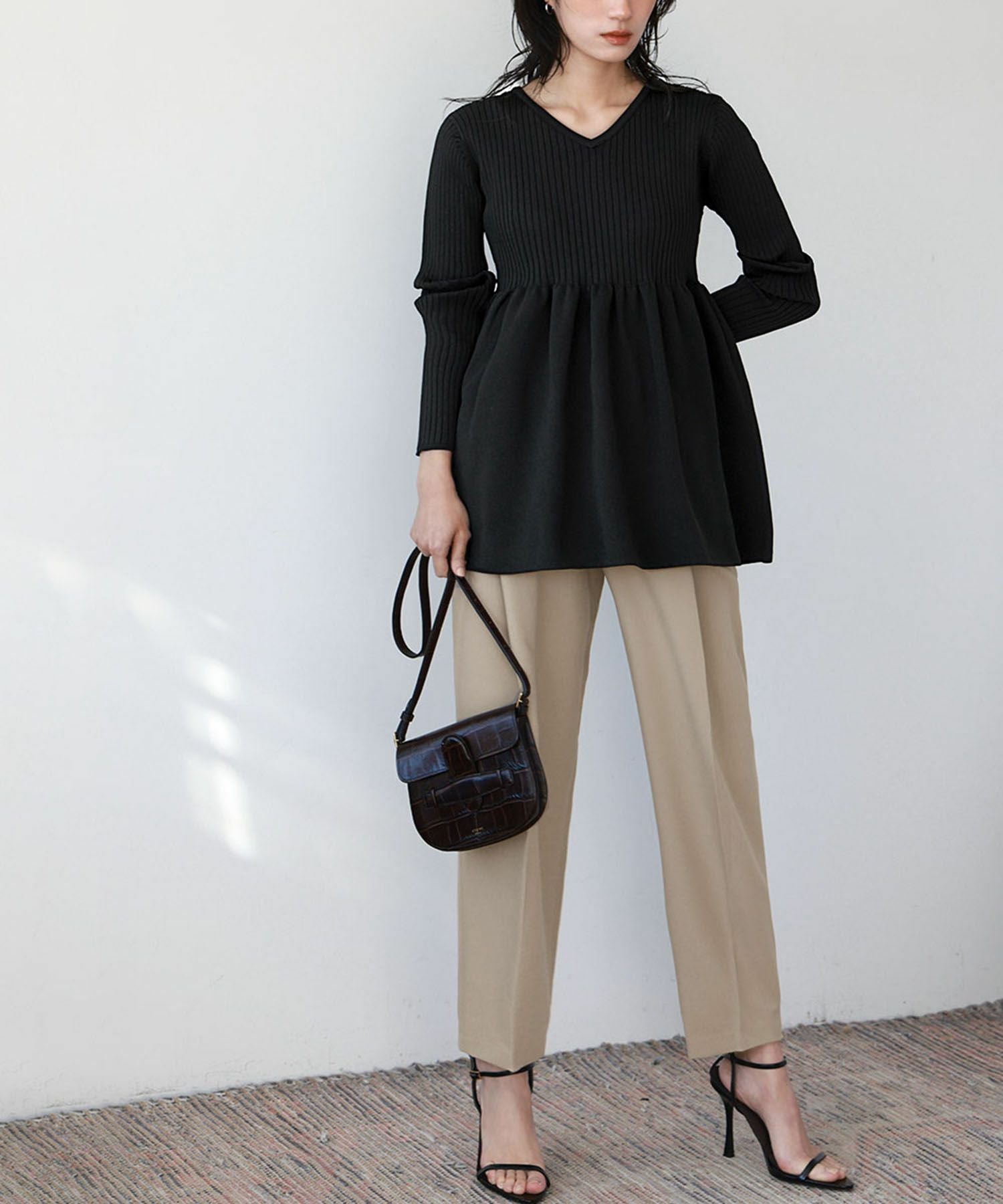 LONGCHAMP 長袖 リブニット プルオーバー ホワイト ブラック LONGCHAMP