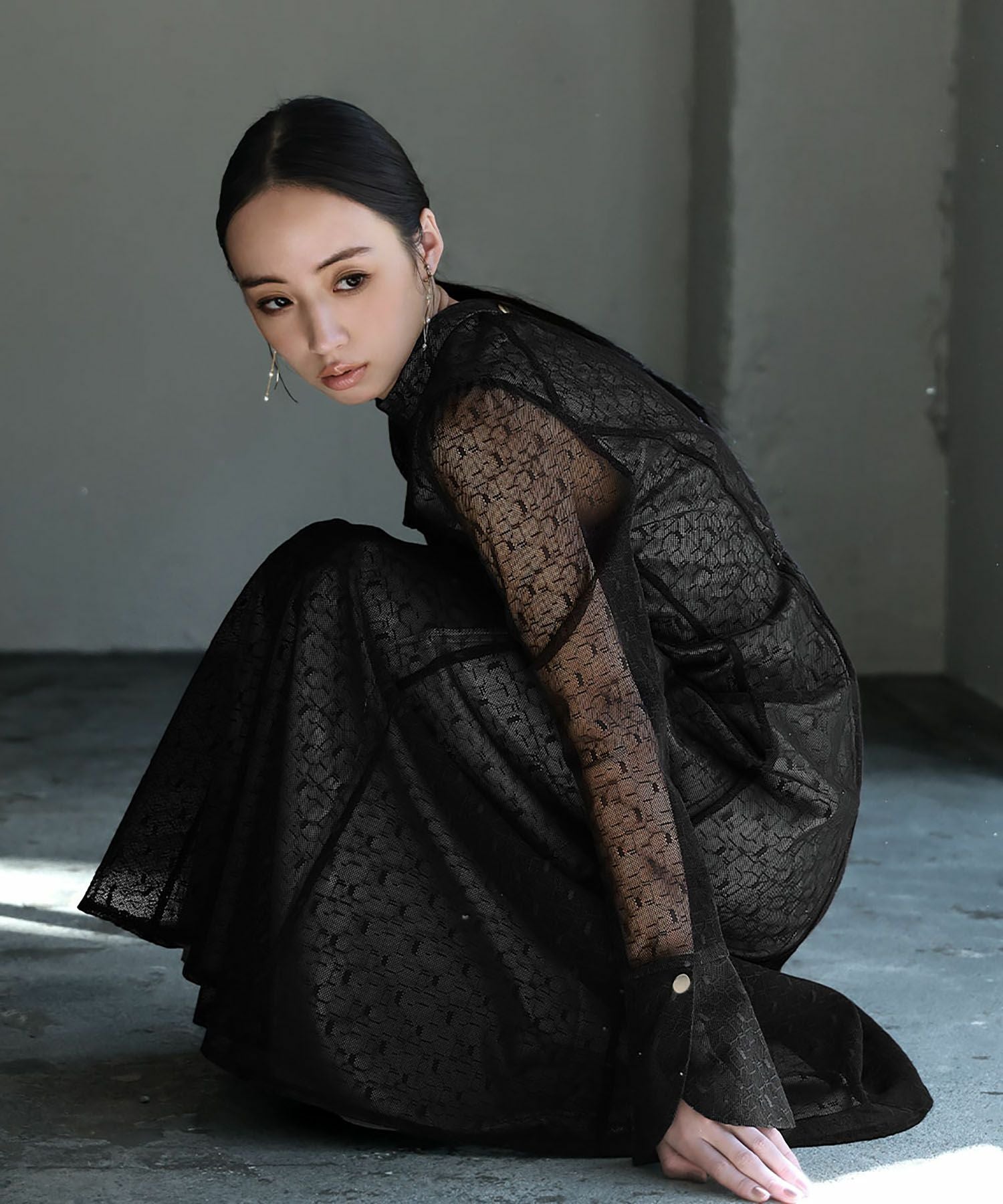 MESHKI オープンバック　ドレス　ウェディング　パーティー　ロングドレス 結婚式・お呼ばれ対応 | バックオープンワンピースドレス - パーティー