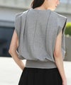 身長：165cm　着用サイズ：FREE　B：77 / W：57 / H：79