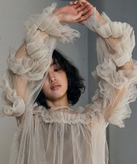 身長：166cm　着用サイズ：FREE　B：74 / W：56 / H：87