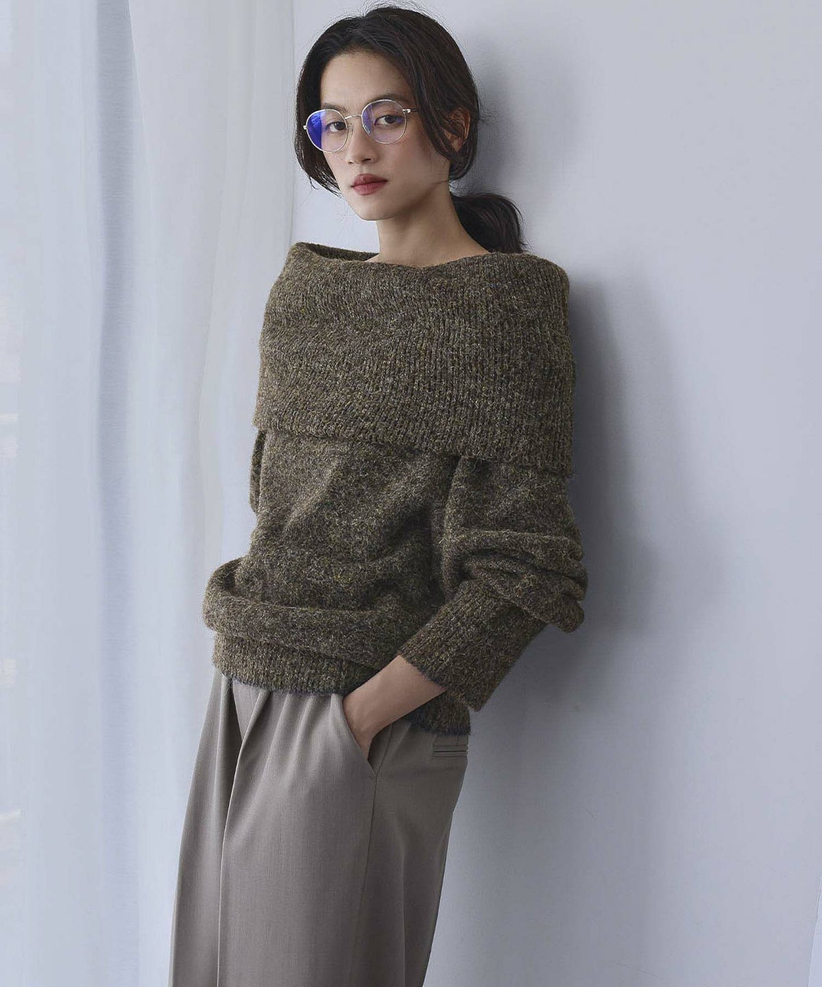 身長：165cm　着用サイズ：FREE　B：77 / W：57 / H：79