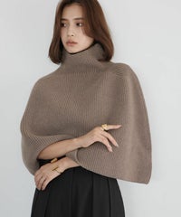 身長：162cm　着用サイズ：FREE