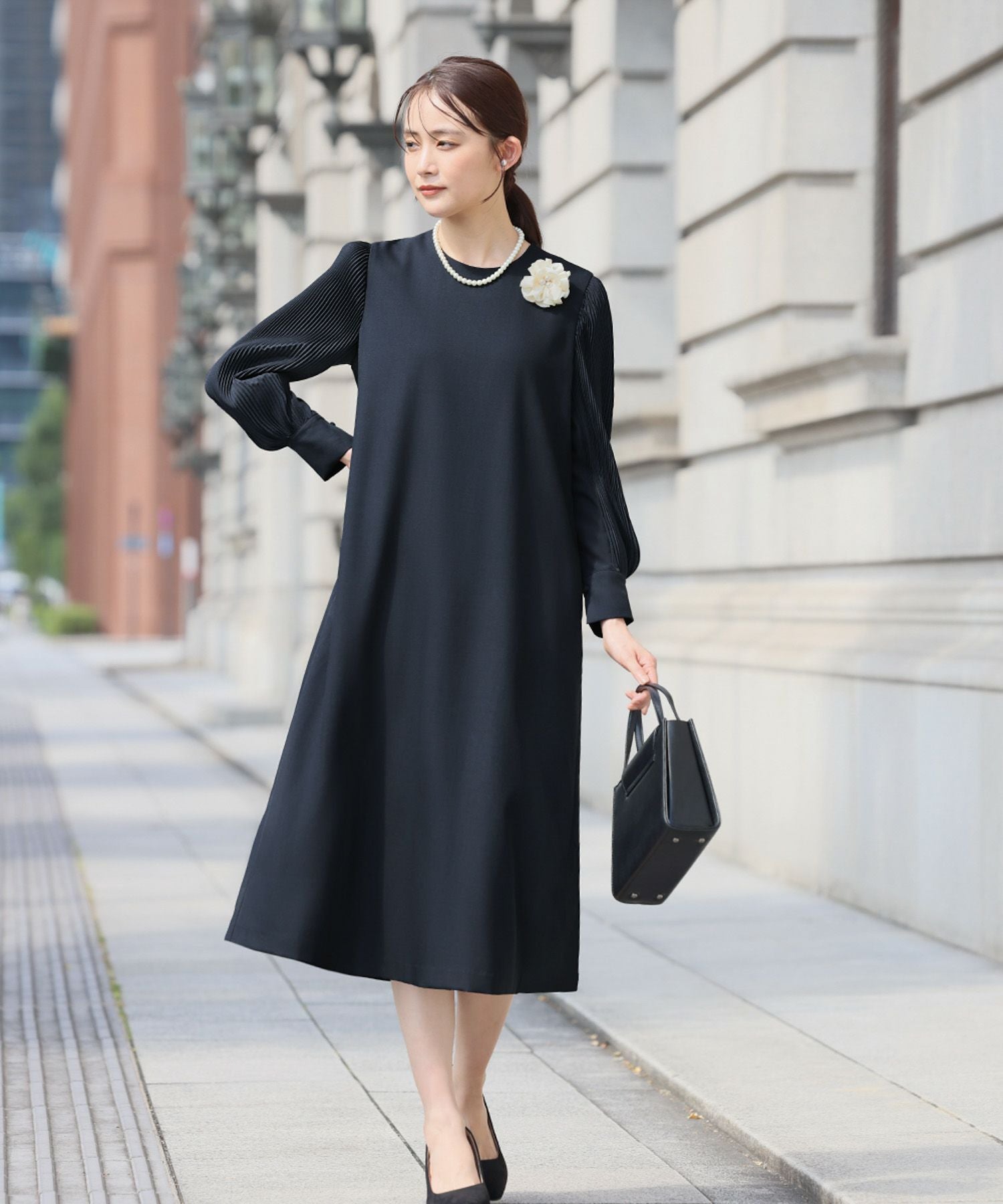 極美品✨フォクシー ハーフスリーブドレス 七分袖 Aラインワンピース フォーマル 入学式・卒業式・七五三対応 | プリーツスリーブIラインワンピース