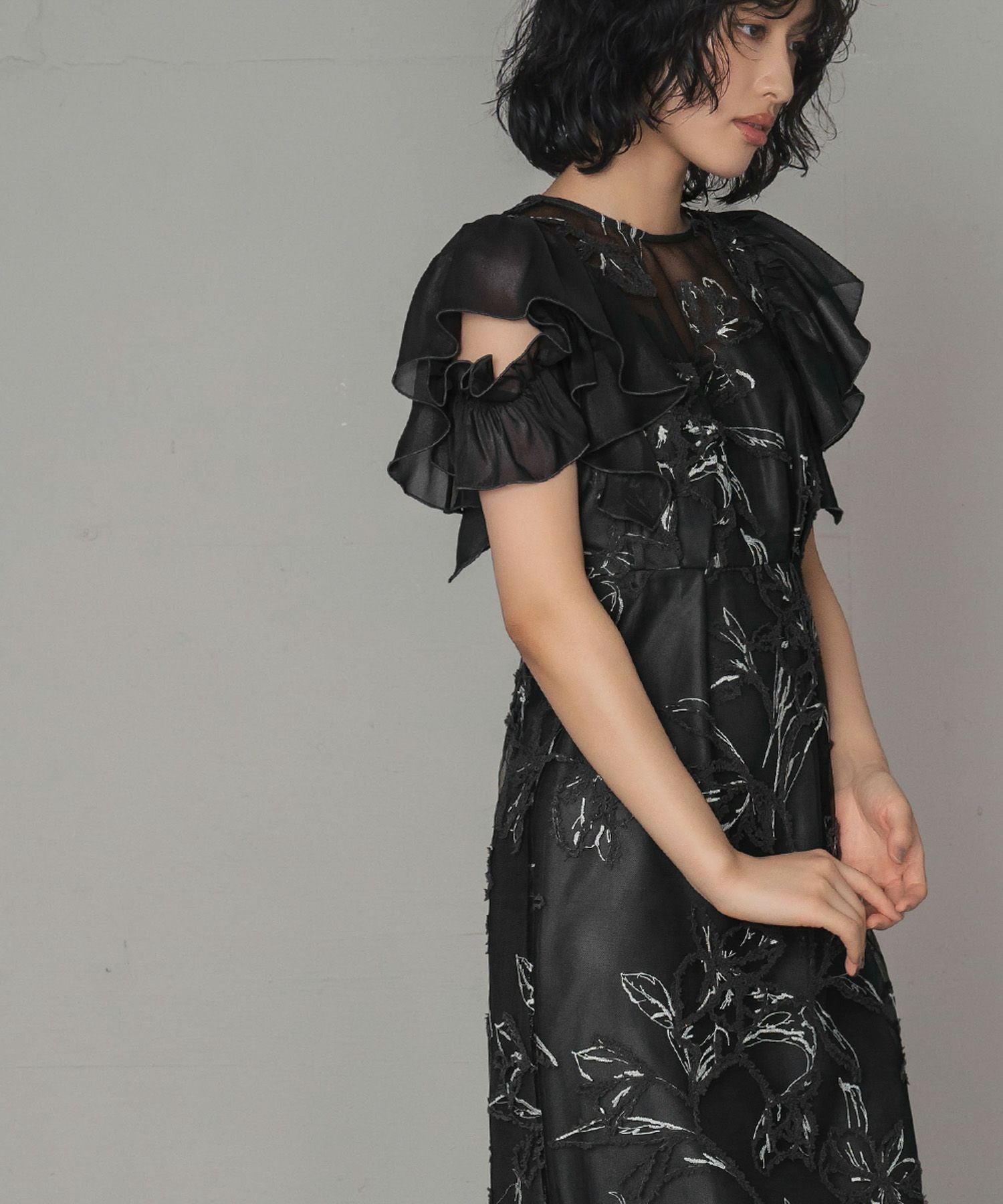 結婚式・お呼ばれ対応 | フラワー刺繍パーティードレス - パーティー