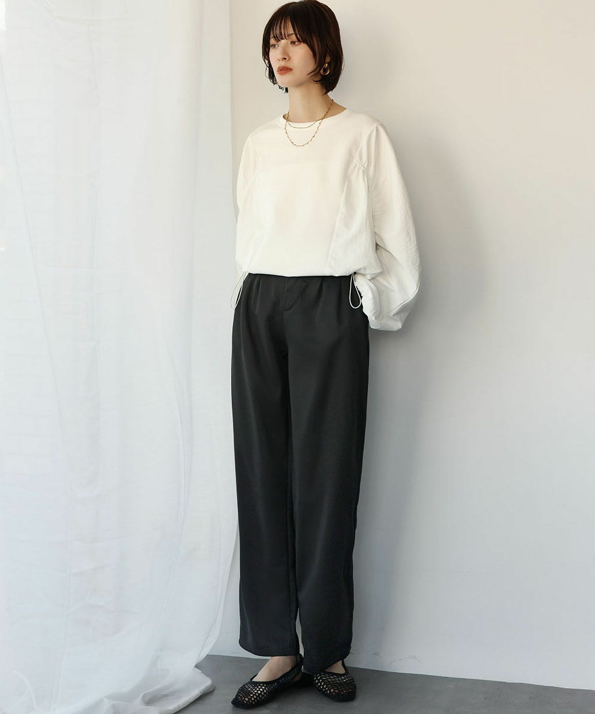 身長：166cm　着用サイズ：FREE　B：72 / W：59 / H：82