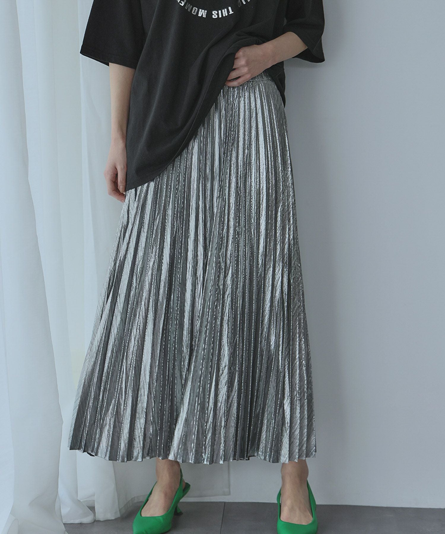 デイリー・カジュアル対応 | メタリックプリーツロングスカート