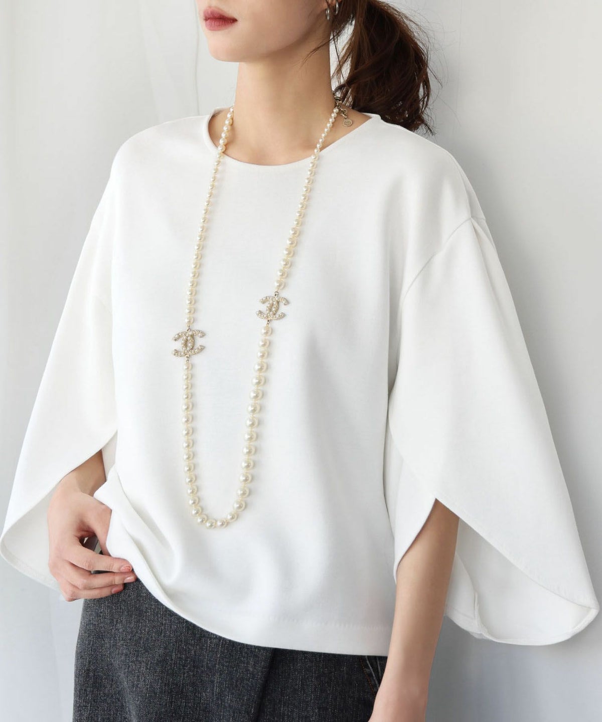 身長：165cm　着用サイズ：FREE　B：77 / W：57 / H：79