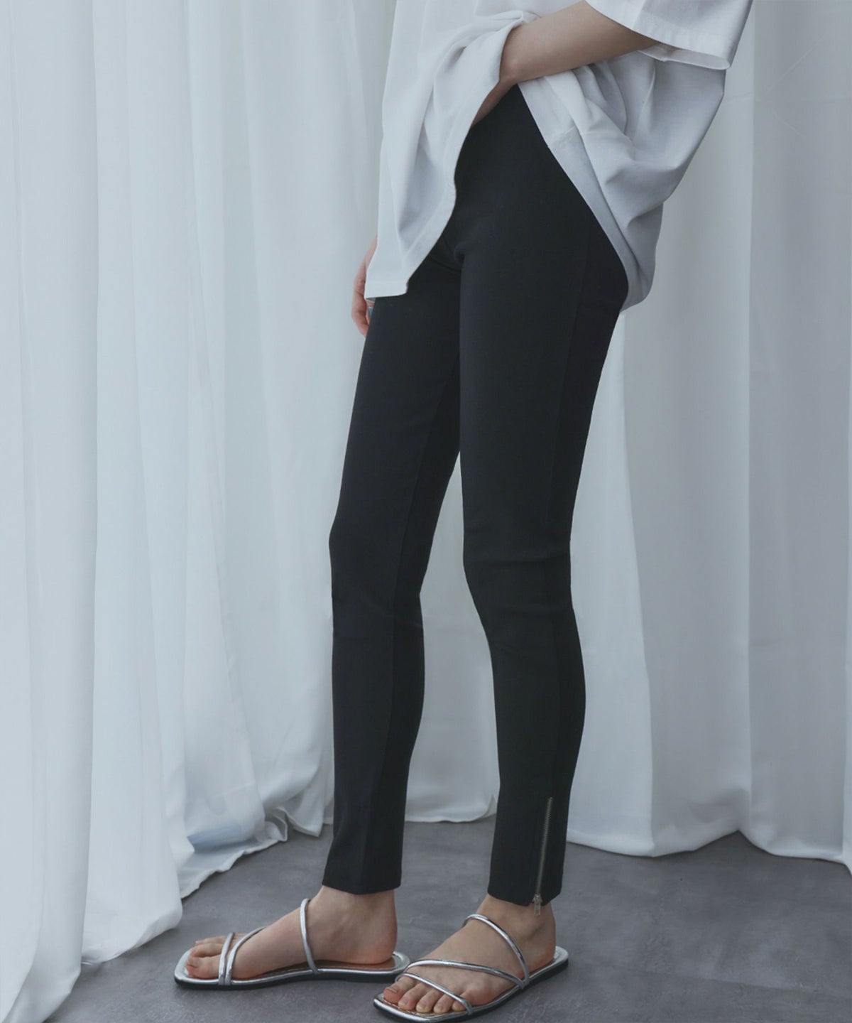 身長：166cm　着用サイズ：FREE　B：72 / W：59 / H：82
