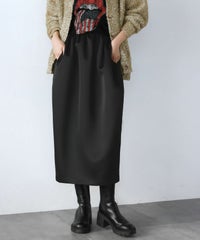 身長：165cm　着用サイズ：FREE　B：77 / W：57 / H：79