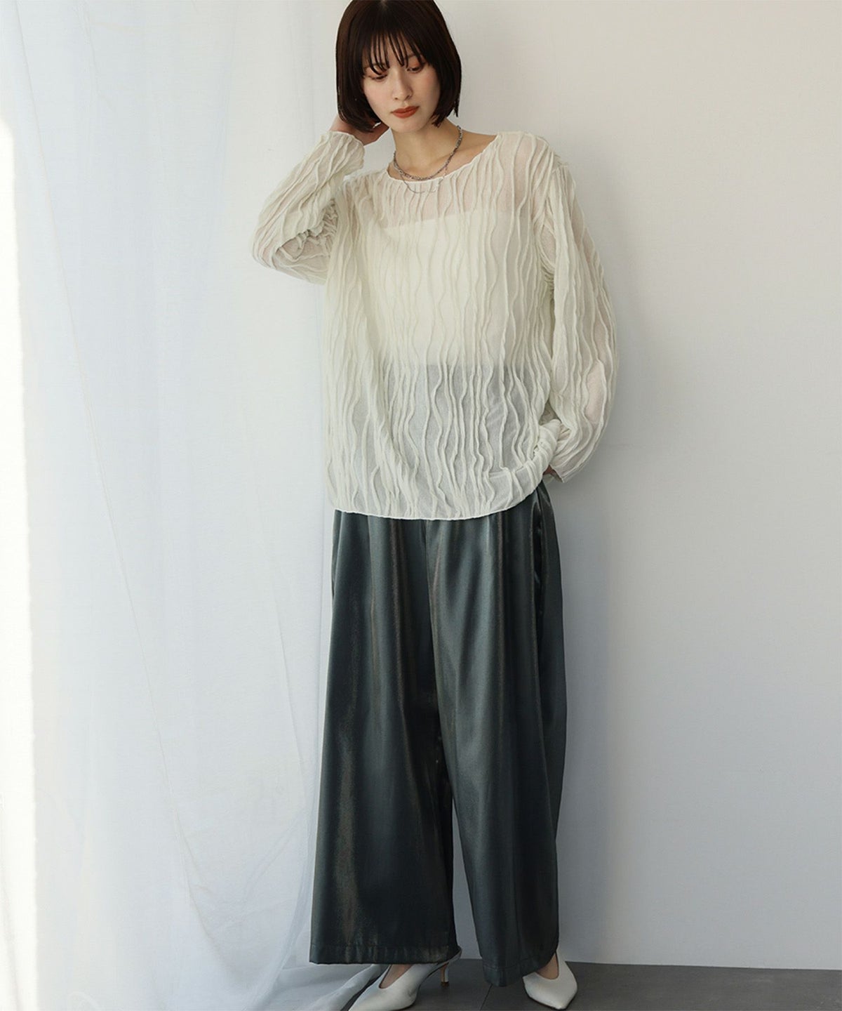 身長：166cm　着用サイズ：FREE　B：72 / W：59 / H：82
