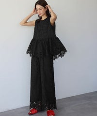 身長：165cm　着用サイズ：FREE　B：77 / W：57 / H：79