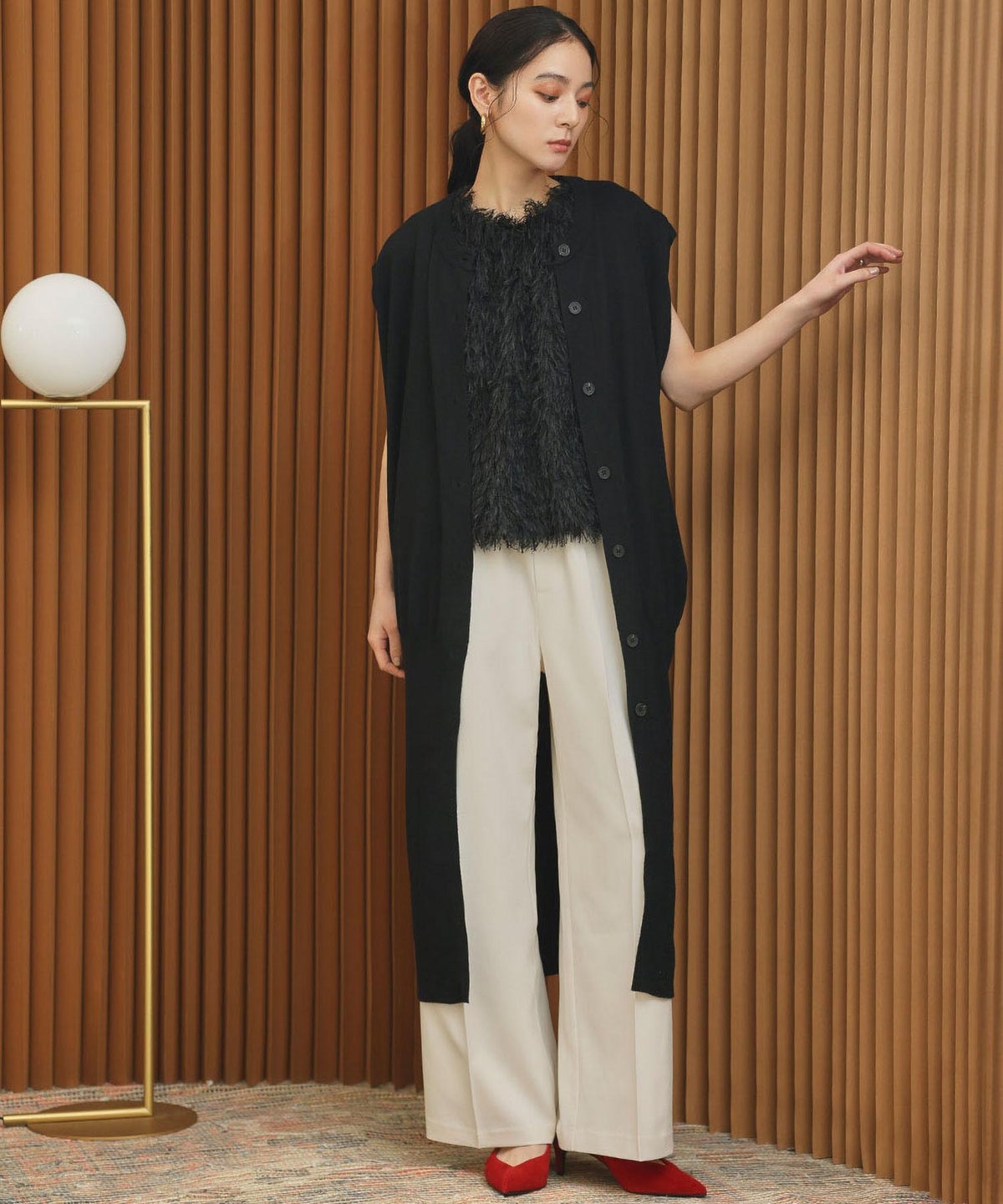 身長：168cm　着用サイズ：FREE　B：81 / W：60 / H：89