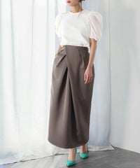 身長：165cm　着用サイズ：FREE　B：77 / W：57 / H：79