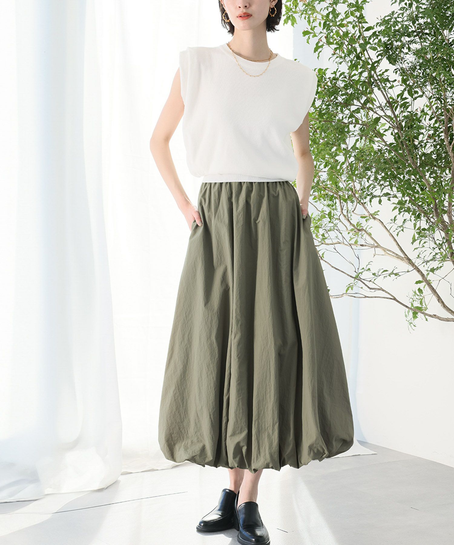 【極美品】完売品 ANEW GOLF レディース スカート カーキ XS デイリー・カジュアル対応 | バルーンフレアロングスカート