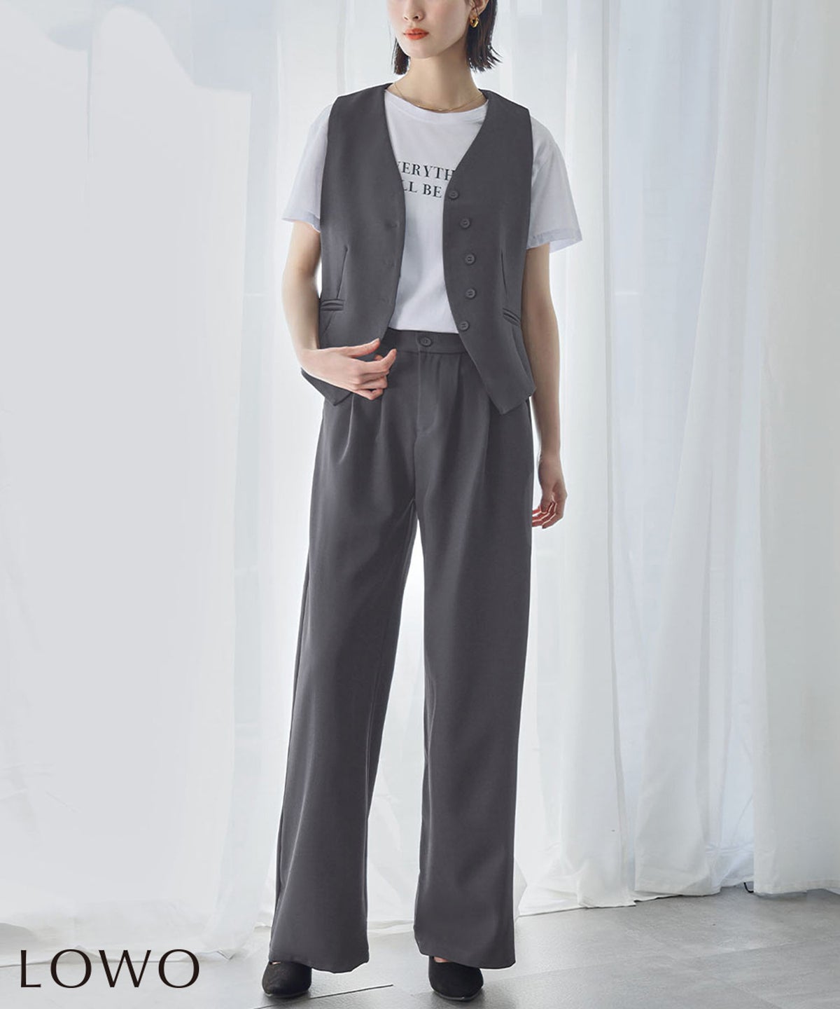 身長：166cm　着用サイズ：FREE　B：72 / W：59 / H：82