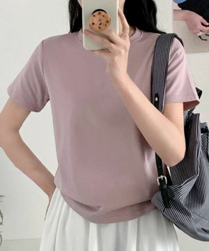 ピンクベージュ