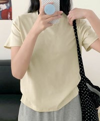 アイボリー