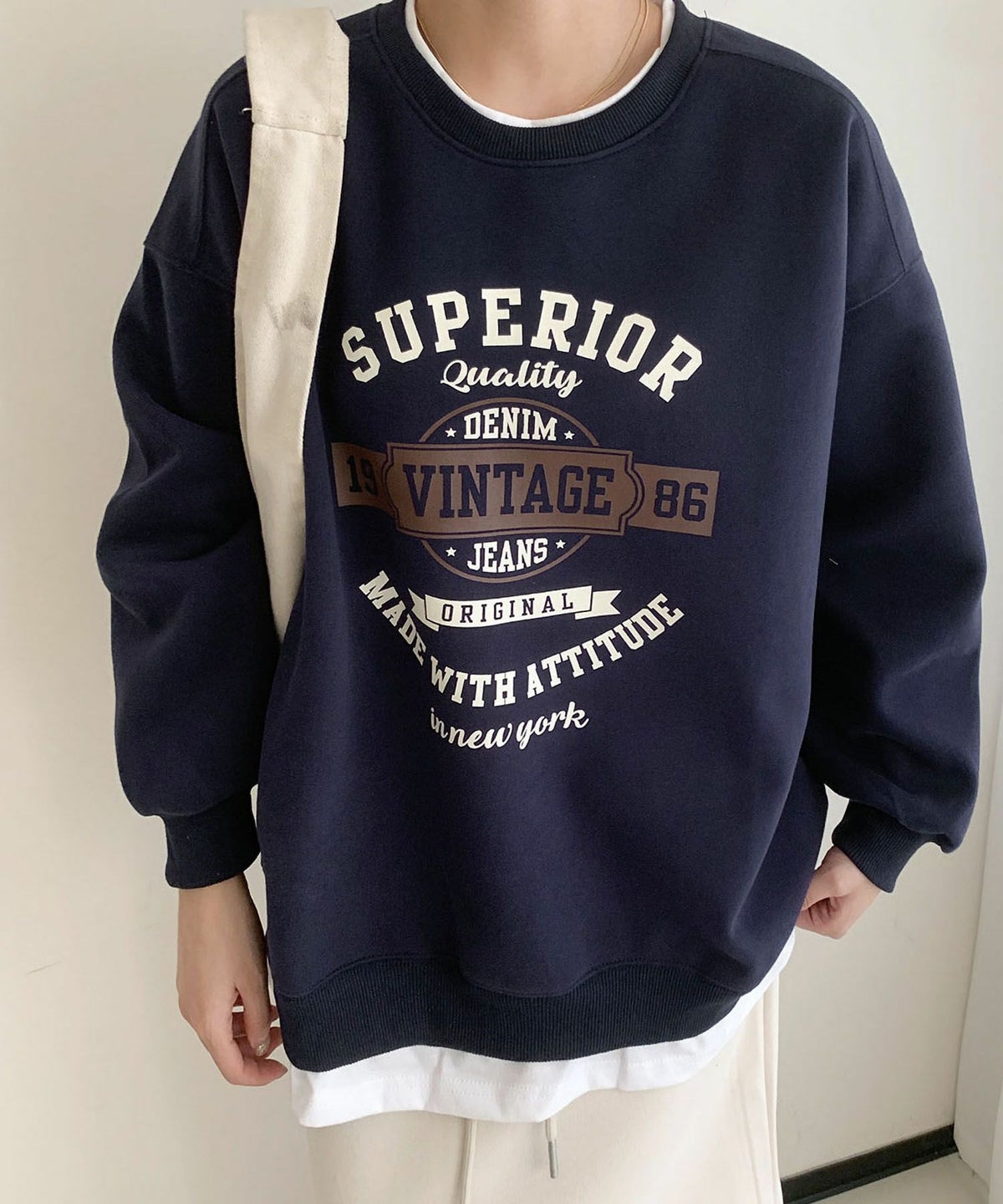 ネイビー