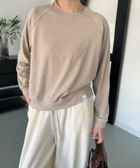 ベージュ