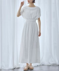 身長：166cm　着用サイズ：FREE　B：72 / W：59 / H：82