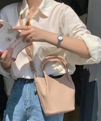 ピンクベージュ