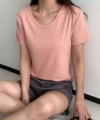 ピンク