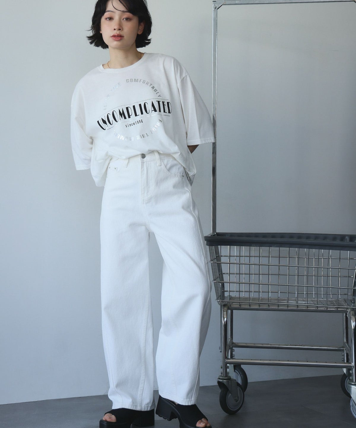 身長：157cm　着用サイズ：FREE　B：82 / W：63 / H：87