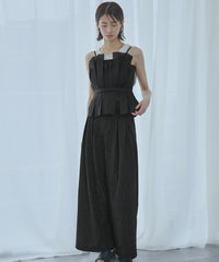 身長：166cm　着用サイズ：FREE　B：72 / W：59 / H：82