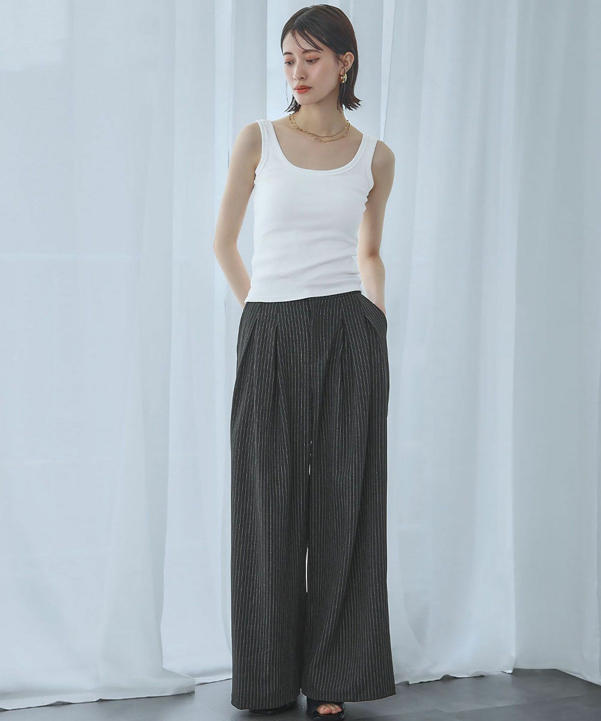 身長：166cm　着用サイズ：FREE　B：72 / W：59 / H：82