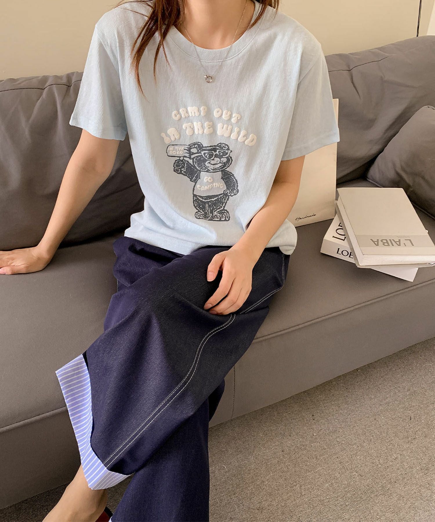 ブルー