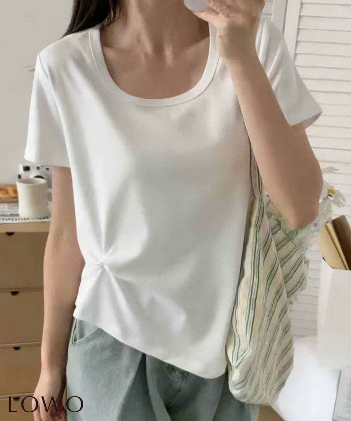 ホワイト