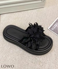 ブラック