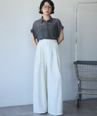 身長：157cm　着用サイズ：FREE　B：82 / W：63 / H：87