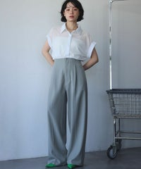 身長：157cm　着用サイズ：FREE　B：82 / W：63 / H：87