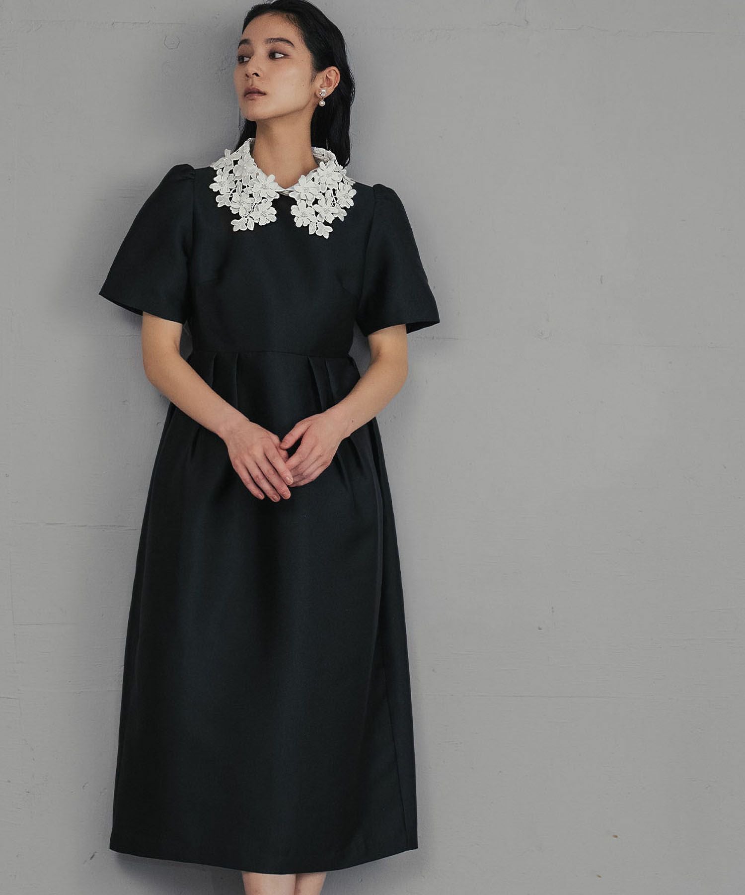フラワーレース襟付きパフスリーブコクーンシルエットワンピースドレス 000000008522-07.jpg?size=xl&w=