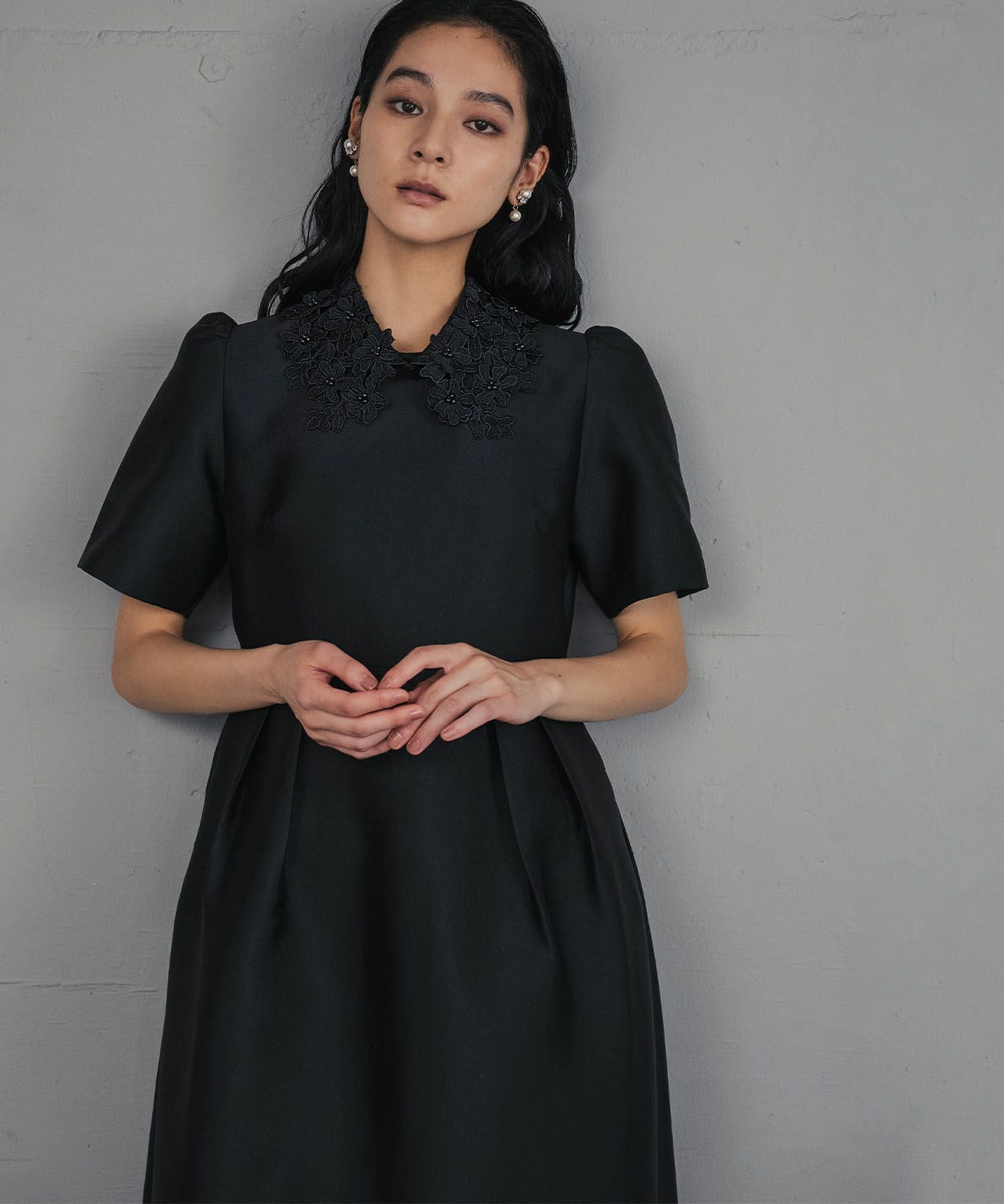 結婚式・お呼ばれ対応 | フラワーレース襟付きワンピースドレス