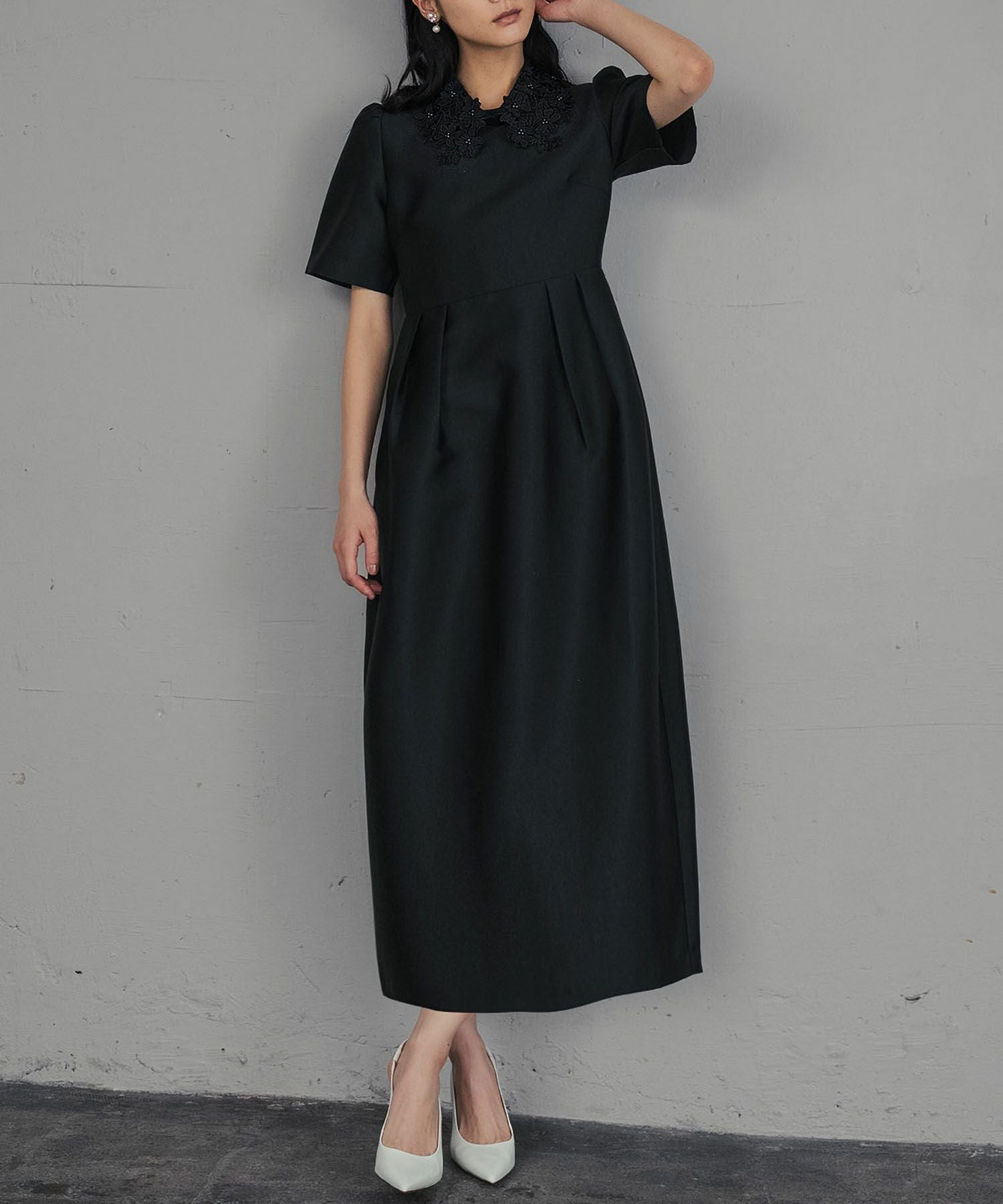 【新品】フラワーレース襟付きパフスリーブコクーンシルエットワンピースドレス結婚式 結婚式・お呼ばれ対応 | フラワーレース襟付きワンピースドレス