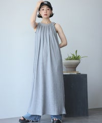 身長：157cm　着用サイズ：FREE　B：82 / W：63 / H：87