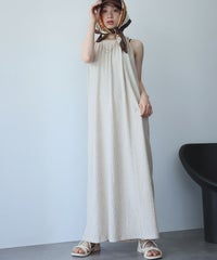身長：157cm　着用サイズ：FREE　B：82 / W：63 / H：87