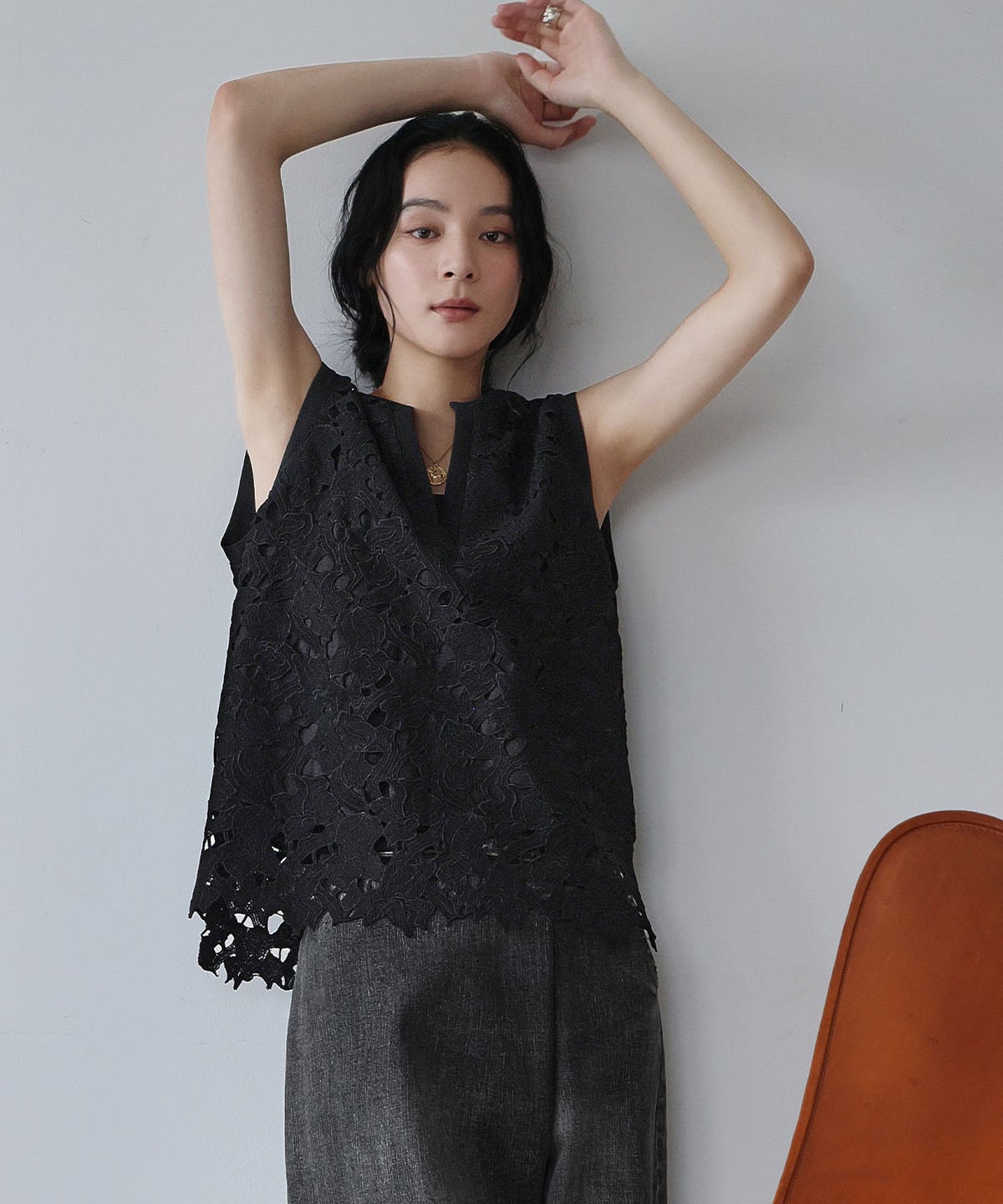 ブラック