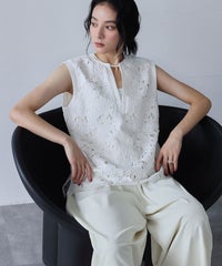 身長：168cm　着用サイズ：FREE　B：81 / W：60 / H：89