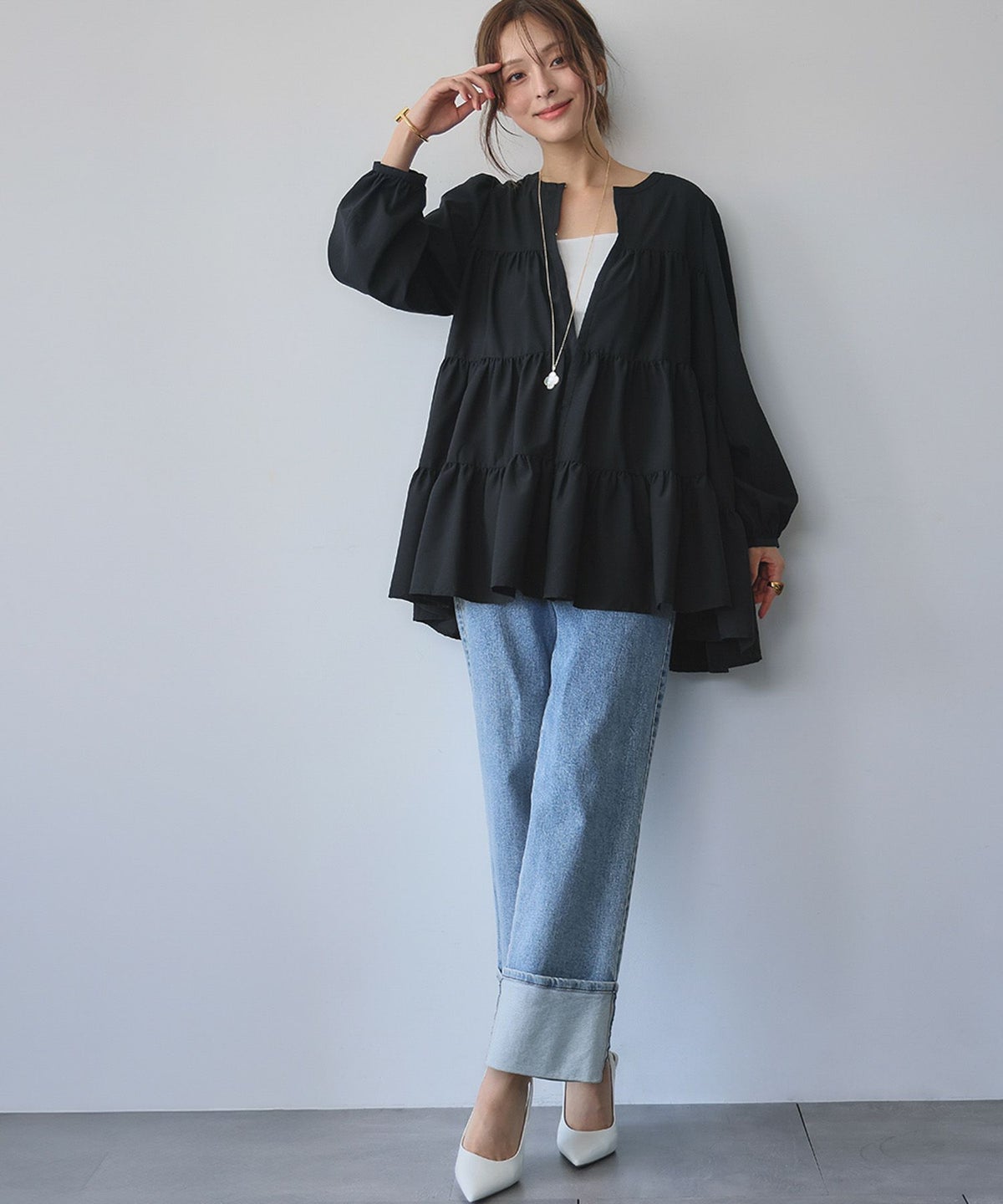身長：170cm　着用サイズ：FREE　B：86 / W：61 / H：87