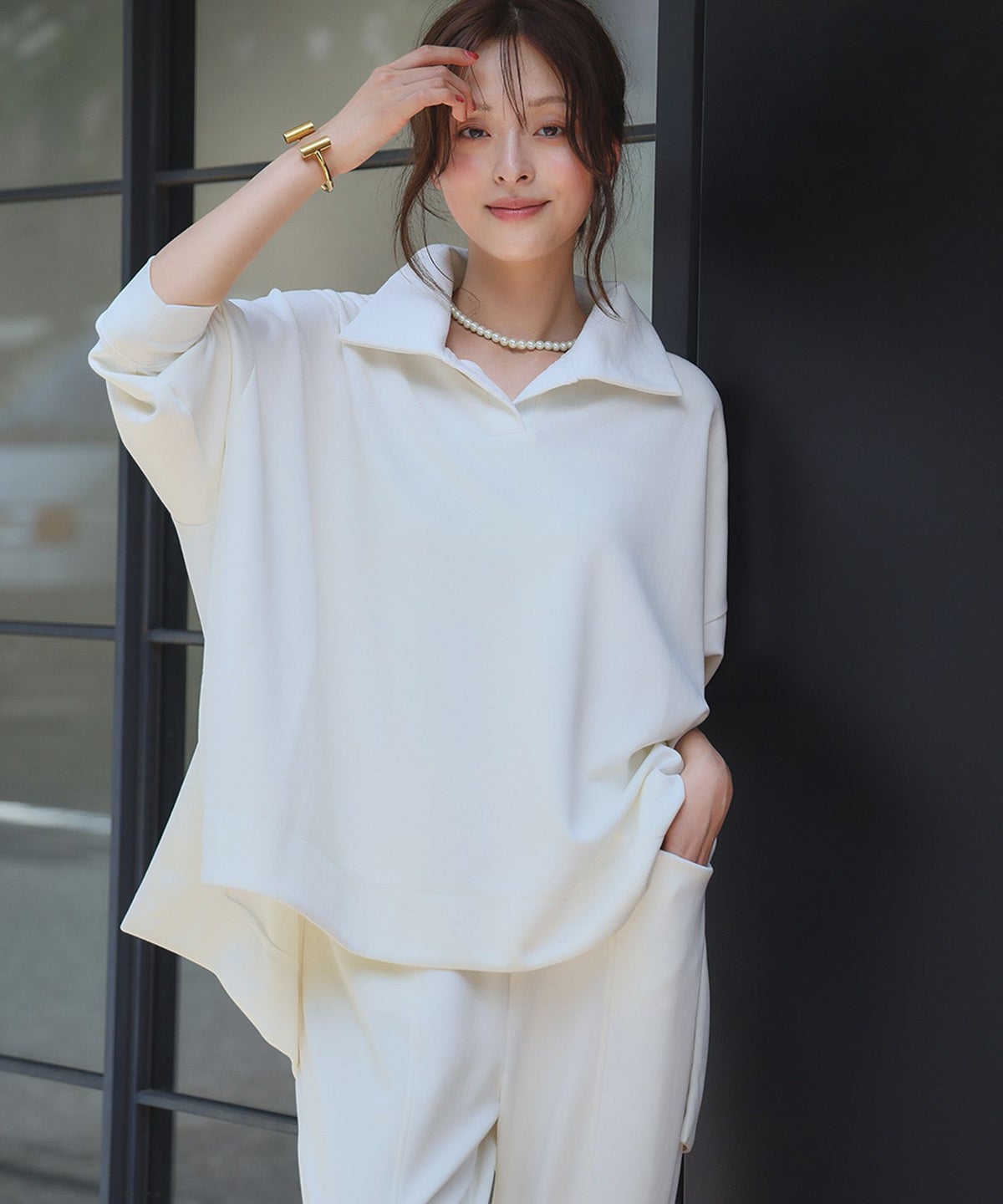 身長：170cm　着用サイズ：Mサイズ　B：86 / W：61 / H：87