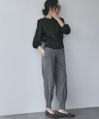 身長：168cm　着用サイズ：Mサイズ　B：81 / W：60 / H：89