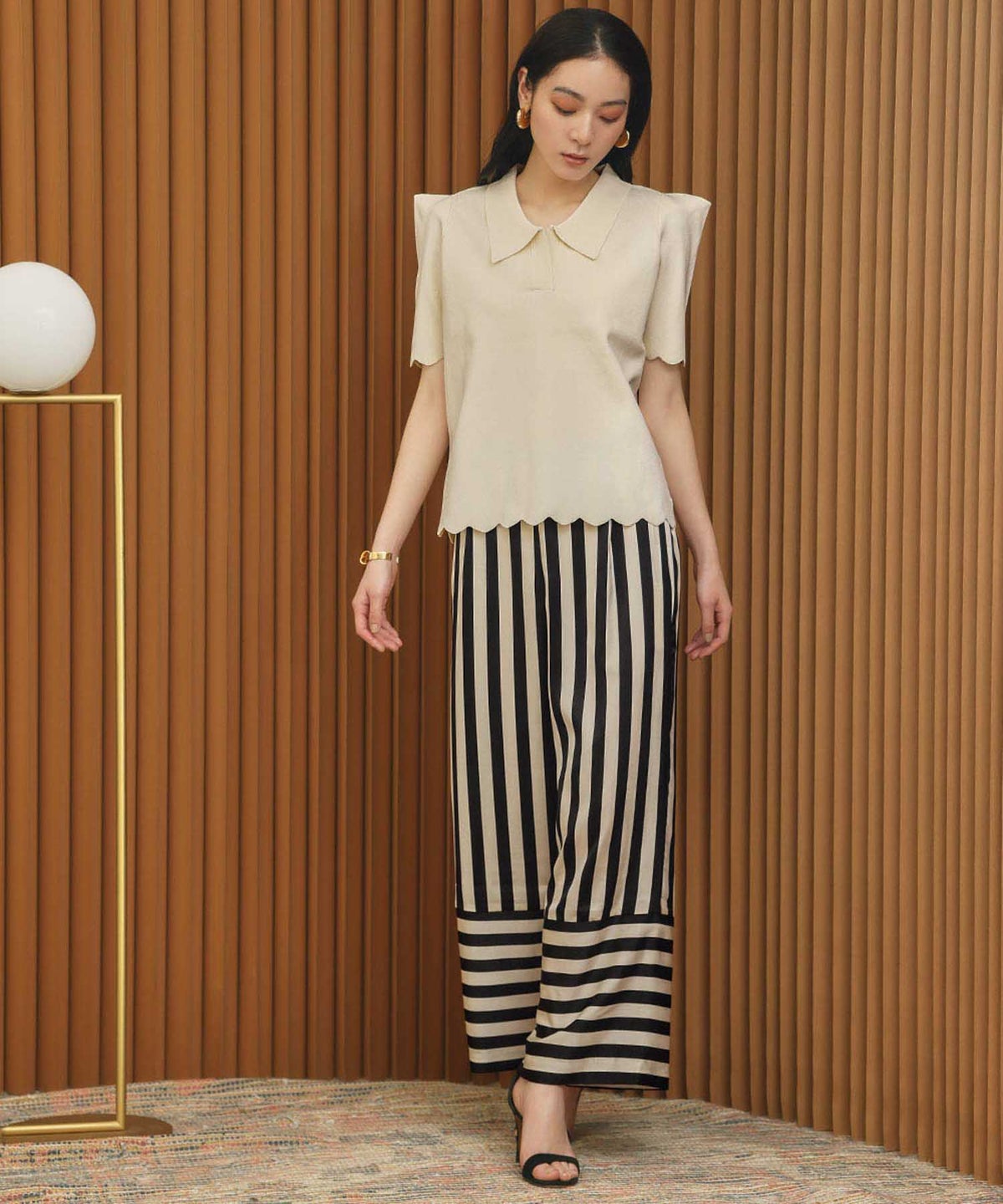 身長：168cm　着用サイズ：FREE　B：81 / W：60 / H：89
