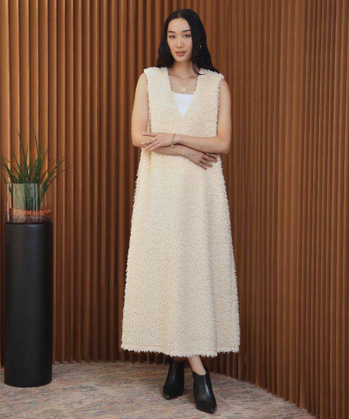 身長：168cm　着用サイズ：Mサイズ　B：81 / W：60 / H：89