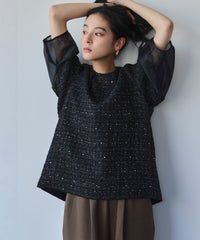 ブラック