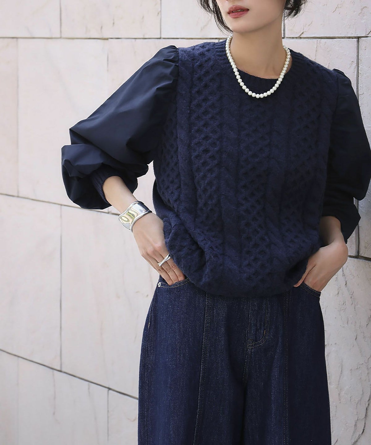 身長：165cm　着用サイズ：FREE　B：77 / W：57 / H：79