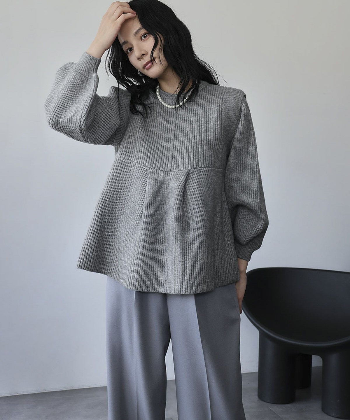 身長：168cm　着用サイズ：Mサイズ　B：81 / W：60 / H：89